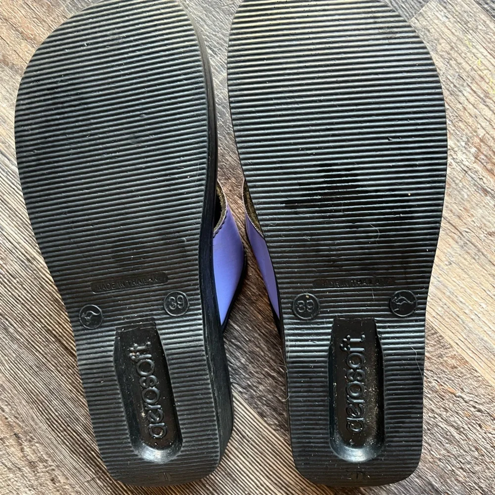 Aerosoft Flip Flops Comfort Thong Sandals Purple Snake Print Women's 7 - Picture 3 of 5